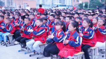 在中考择校中，应该选择“鸡头”还是应该选择“凤尾”？